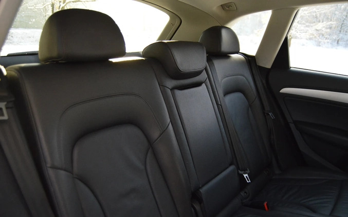 Audi Q5 cena 69500 przebieg: 215000, rok produkcji 2016 z Nysa małe 436